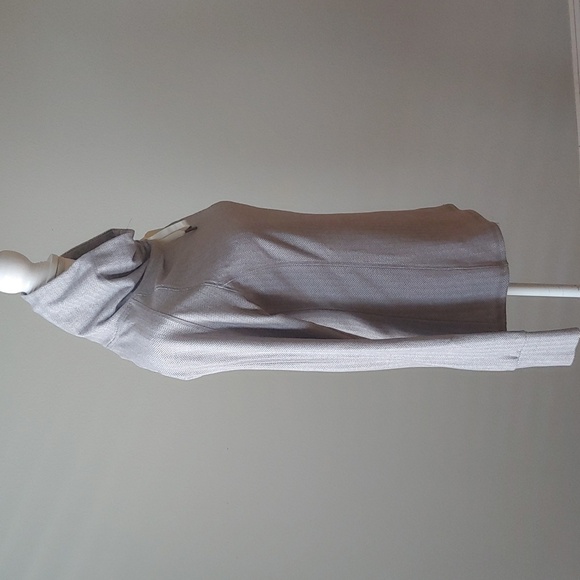 Kyodan | Gray Longsleeved Drawstring Turtleneck Pullover Shirt - Picture 5 of 14